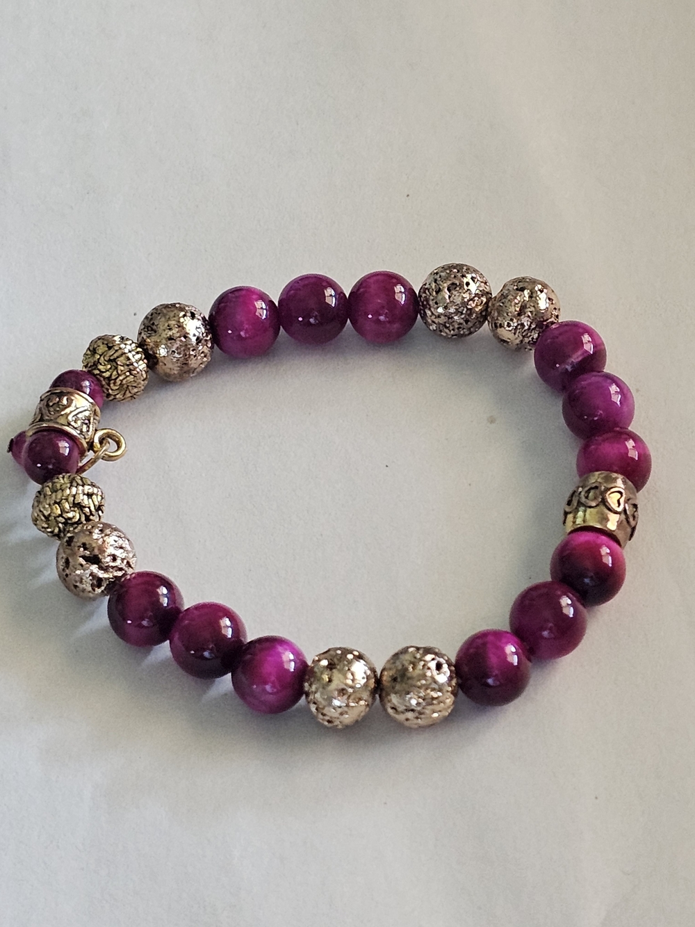 Magenta Tiger’s Eye & Textured Gold Accent Stretch Bracelet